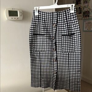 Black & White Checked Button-Front Pencil Skirt